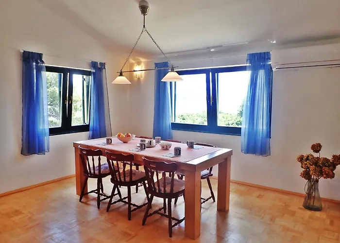 Adria With Seaview Appartement Seline