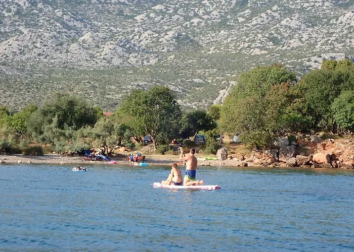 Adria With Seaview Appartement *