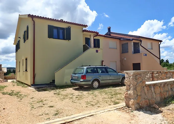 Adria With Seaview Seline